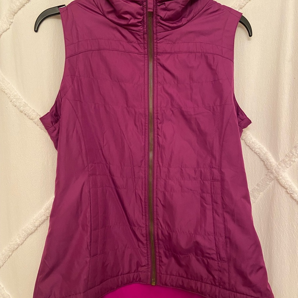 Columbia Magenta Fleece Vest